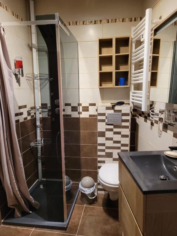 Confortable Appart 1Er Etage Centre Ville Netflix بزييه المظهر الخارجي الصورة